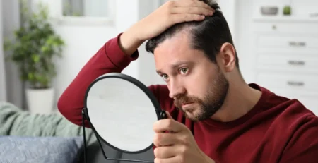 دليل-الرجال-لمشكلات-الشعر-الشائعة-من-اللون-والقشرة-إلى-تساقط-الشعر